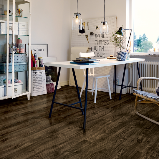 Vinylgolv Pergo Modern Plank Black City Oak 1-Stav